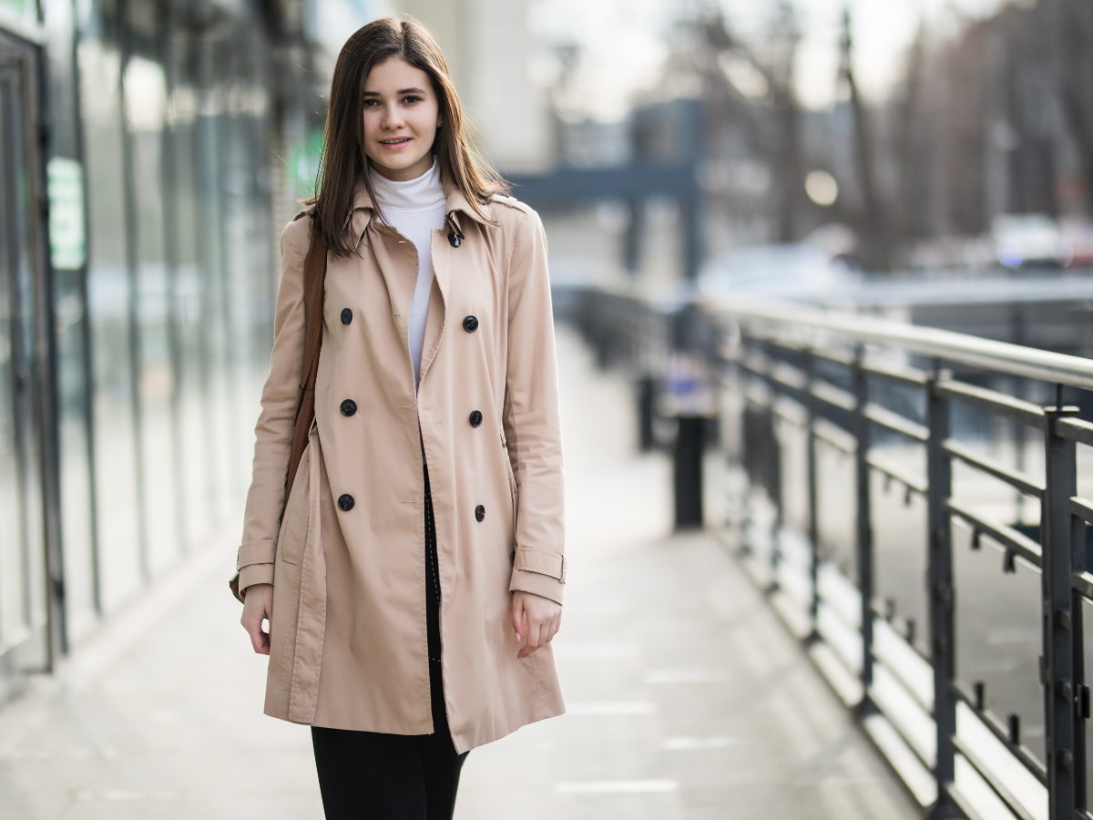 Winter Style Guide: पुराने बोरिंग कोट्स को कहें अलविदा, इन 5 तरीकों से लाएं अपने लुक में ‘स्टेटमेंट’ ट्विस्ट! - Photo Gallery