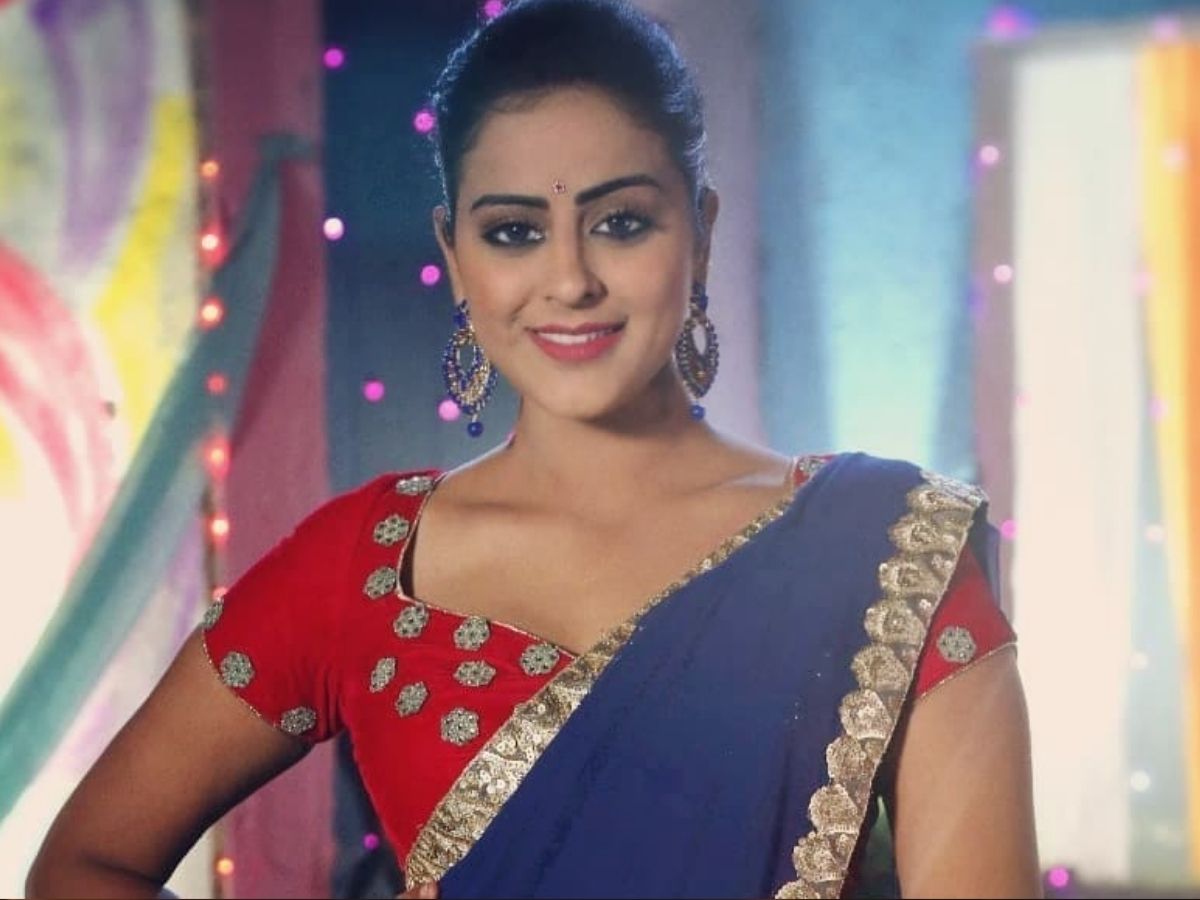 This is how the budget of Bhojpuri films is decided  Yamini Singh - Photo Gallery