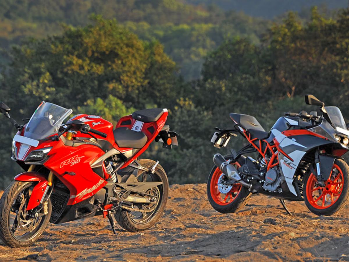 KTM RC 390 vs Apache RR 310 - Photo Gallery