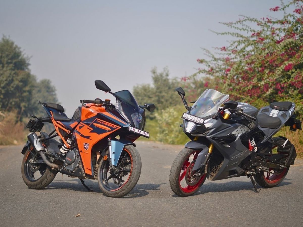 KTM RC 390 vs Apache RR 310 - Photo Gallery