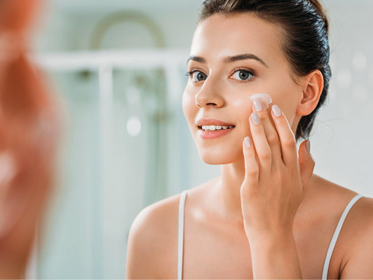 Damaging Skincare Habits: गलती से भी स्किन पर इन ट्रेंड्स को न करें फॉलों, नहीं तो खूब पड़ेगा पछताना; जानें डॉक्टर की सलाह - Photo Gallery