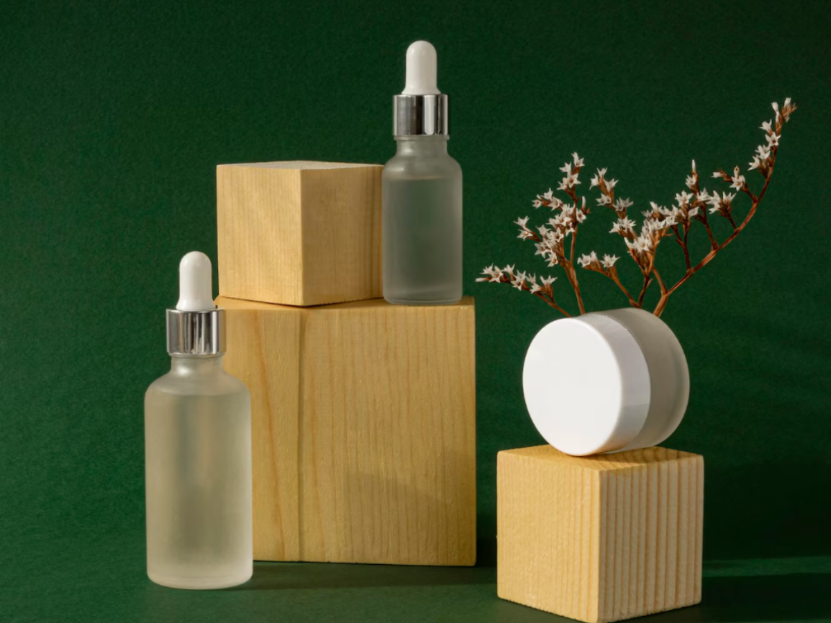 Damaging Skincare Habits: गलती से भी स्किन पर इन ट्रेंड्स को न करें फॉलों, नहीं तो खूब पड़ेगा पछताना; जानें डॉक्टर की सलाह - Photo Gallery