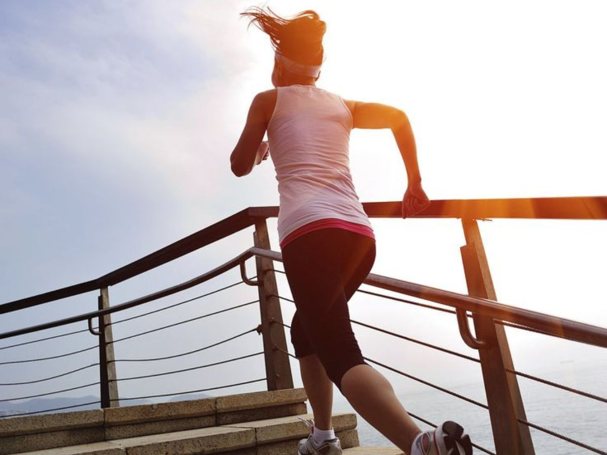 रोज 2 मिनट की ब्रिस्क वॉक और 5 मिनट ज्यादा सोना बढ़ा सकता है आपकी उम्र, कैसे यहां जानें - Photo Gallery