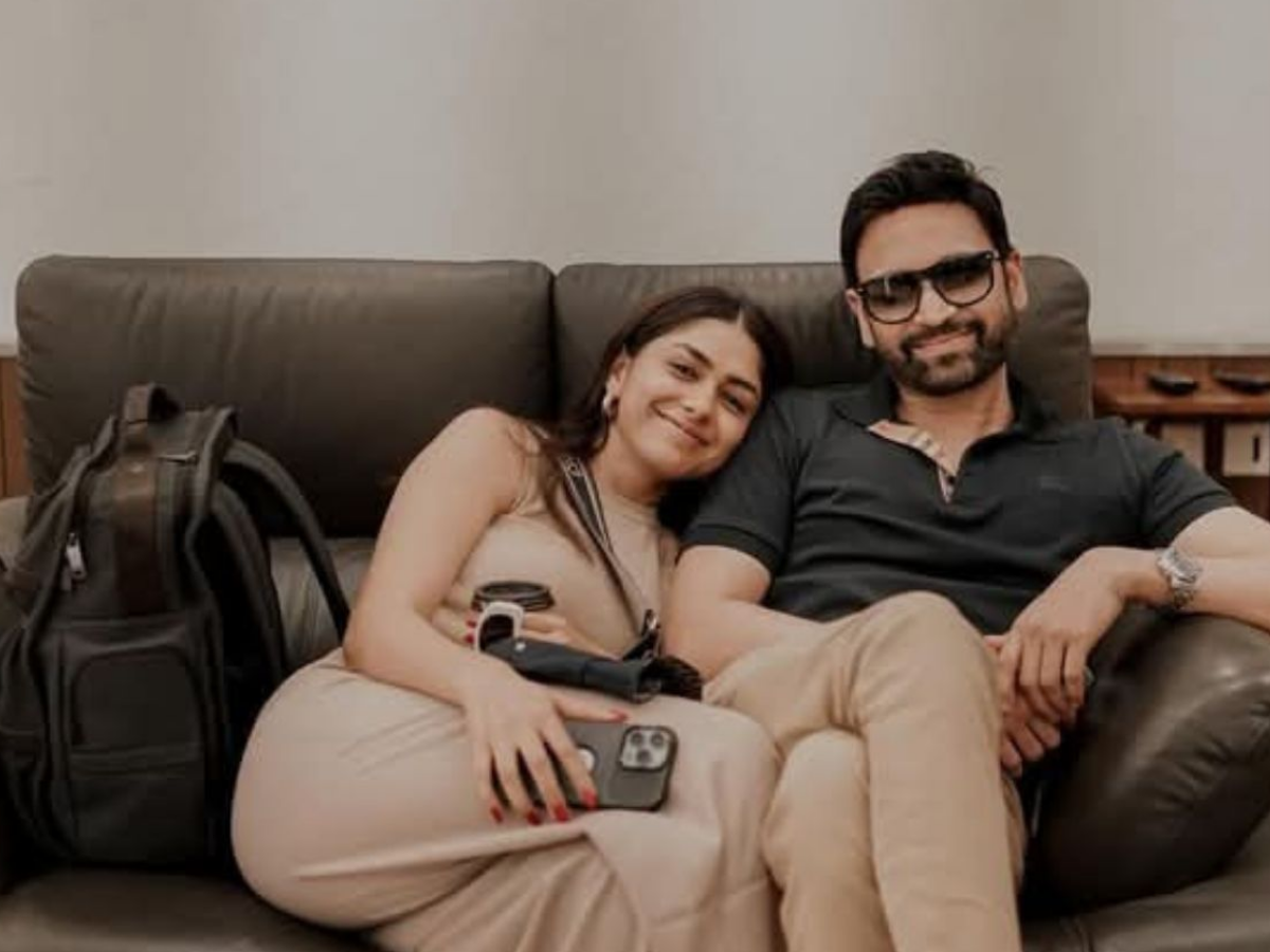 Dhanush से पहले इन 8  हैंडसम हंक के साथ जुड़ा था Mrunal Thakur का नाम, कौन-कौन थे वो lucky boys? लिस्ट में हैं पूरे 8 नाम - Photo Gallery