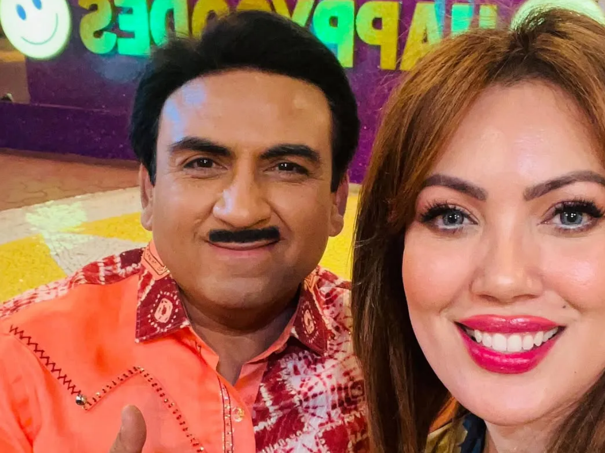 जेठालाल नहीं…ये हैंडसम हंक है बबीता जी का बेस्ट फ्रेंड, जिसके साथ सेट पर खूब मचाती हैं धमाल - Photo Gallery