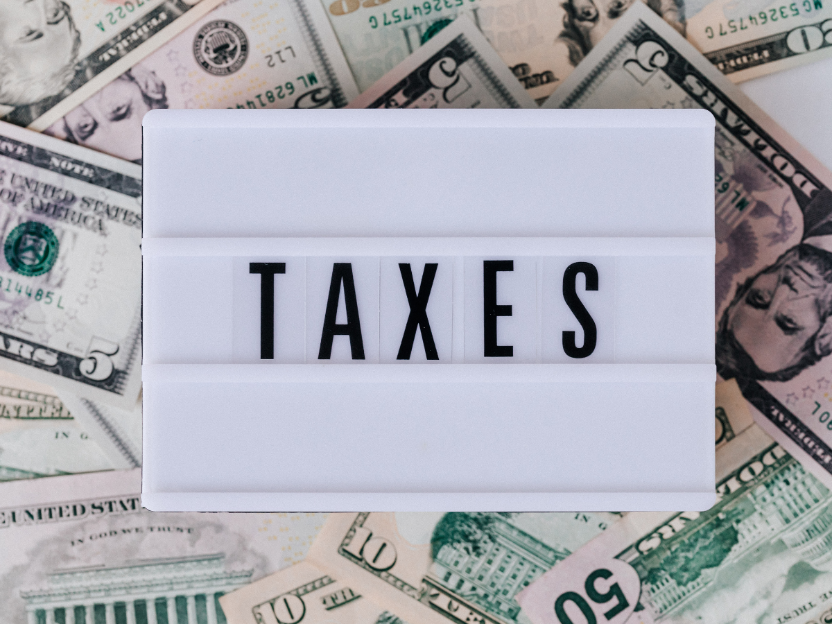 Budget 2026: ITR Filing : 1 अप्रैल 2026 से आसान हो जाएगा आईटीआर फाइल करना, मिडिल क्लास को बड़ी राहत; यहां जानें कैसे - Photo Gallery