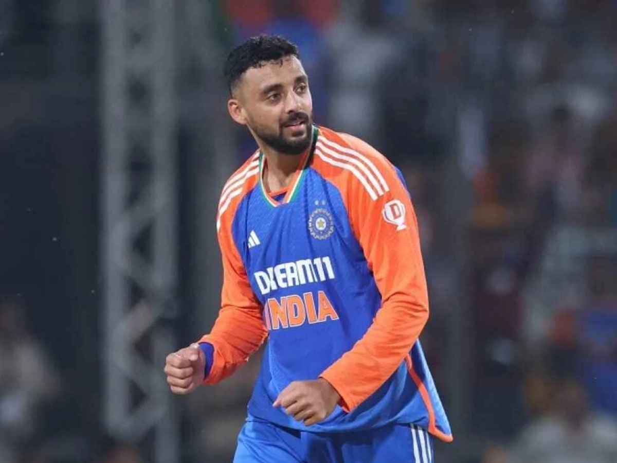 Varun Chakravarthy: बल्लेबाजों को अपनी फिरकी में फंसाने वाले वरुण चक्रवर्ती की कैसी है लाइफस्टाइल; जानें कितनी है नेटवर्थ? - Photo Gallery