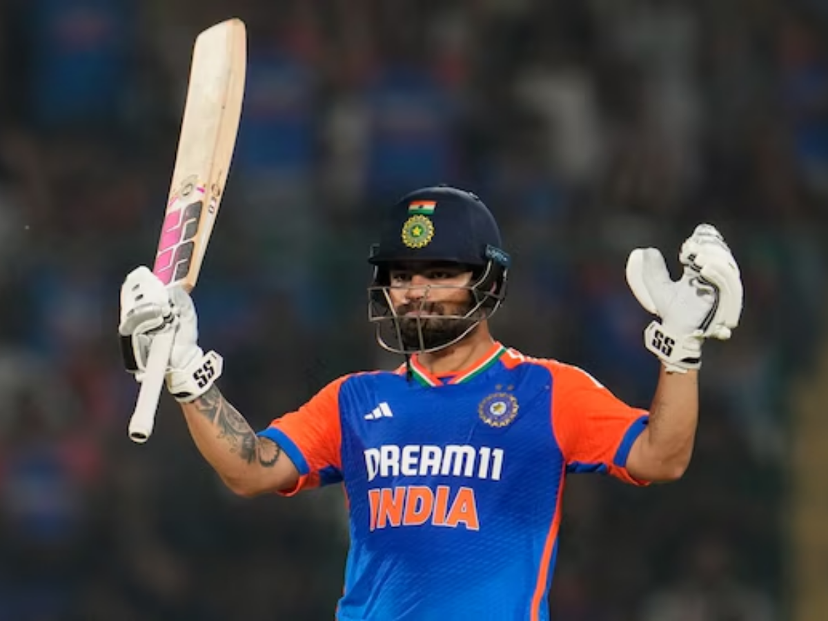 क्रिकेट के दो भावनात्मक पल… रिंकू का घर जानें का फैसला और सचिन की 140 रन की ऐतिहासिक पारी - Photo Gallery