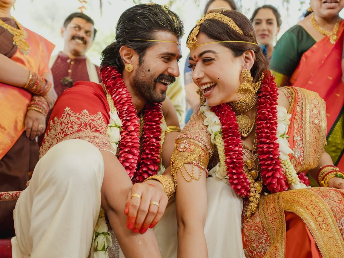 Vijay-Rashmika Jewellery Design: विजय-रश्मिका की शाही शादी, टेम्पल ज्वेलरी ने इंटरनेट पर मचाया तहलका - Photo Gallery