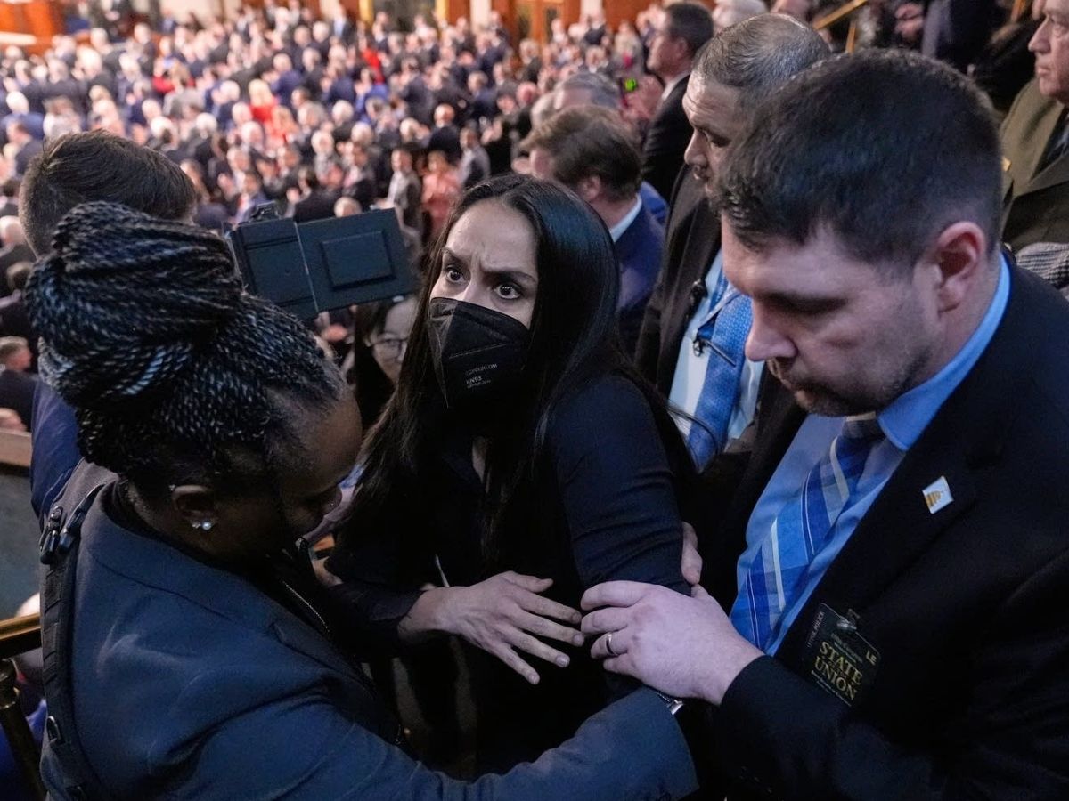 Aliya Rahman: पहले हुईं जख्मी फिर किया गया अरेस्ट, ट्रंप के भाषण के दौरान VIP आलिया रहमान के साथ बदसुलूकी, जानें अंदरूनी वजह - Photo Gallery