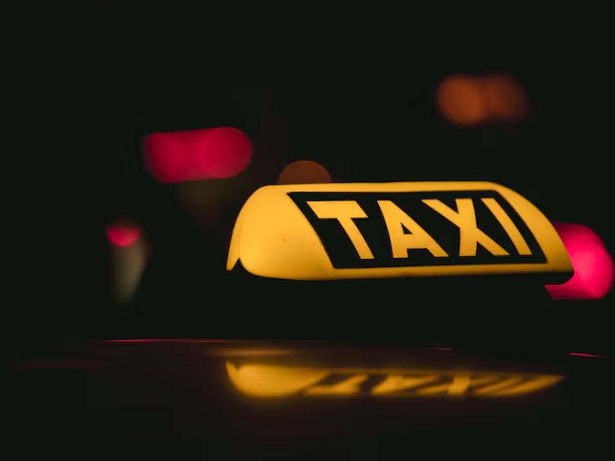 Bharat Taxi Launch Today: भूल जाएं ओला-उबर, अब मिलेगी शानदार राइड; नोट करें ऐप, किराया और वुमेन सेफ्टी समेत अन्य फीचर्स - Photo Gallery