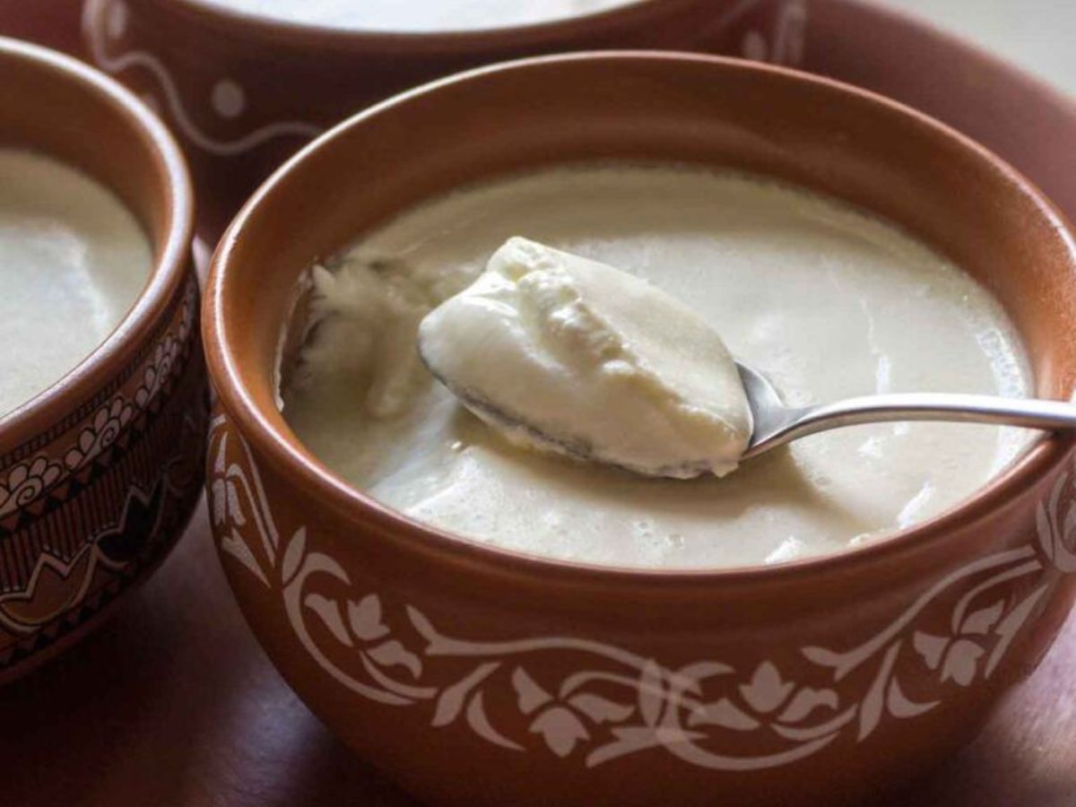 Hindu Rituals: शुभ काम से पहले क्यों खिलाई जाती है दही-चीनी,बजट से पहले राष्ट्रपति ने वित्त मंत्री को खिलाई - Photo Gallery