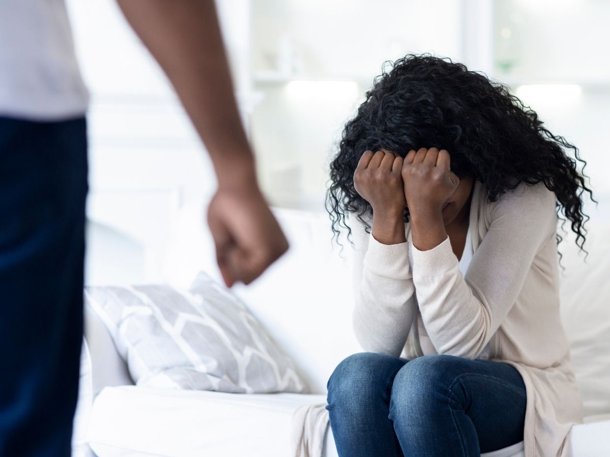 मुस्लिम देश का काला कानून, पत्नियों को पीटना अब जुर्म नहीं; महिलाओं के लिए घर बना जेल! - Photo Gallery