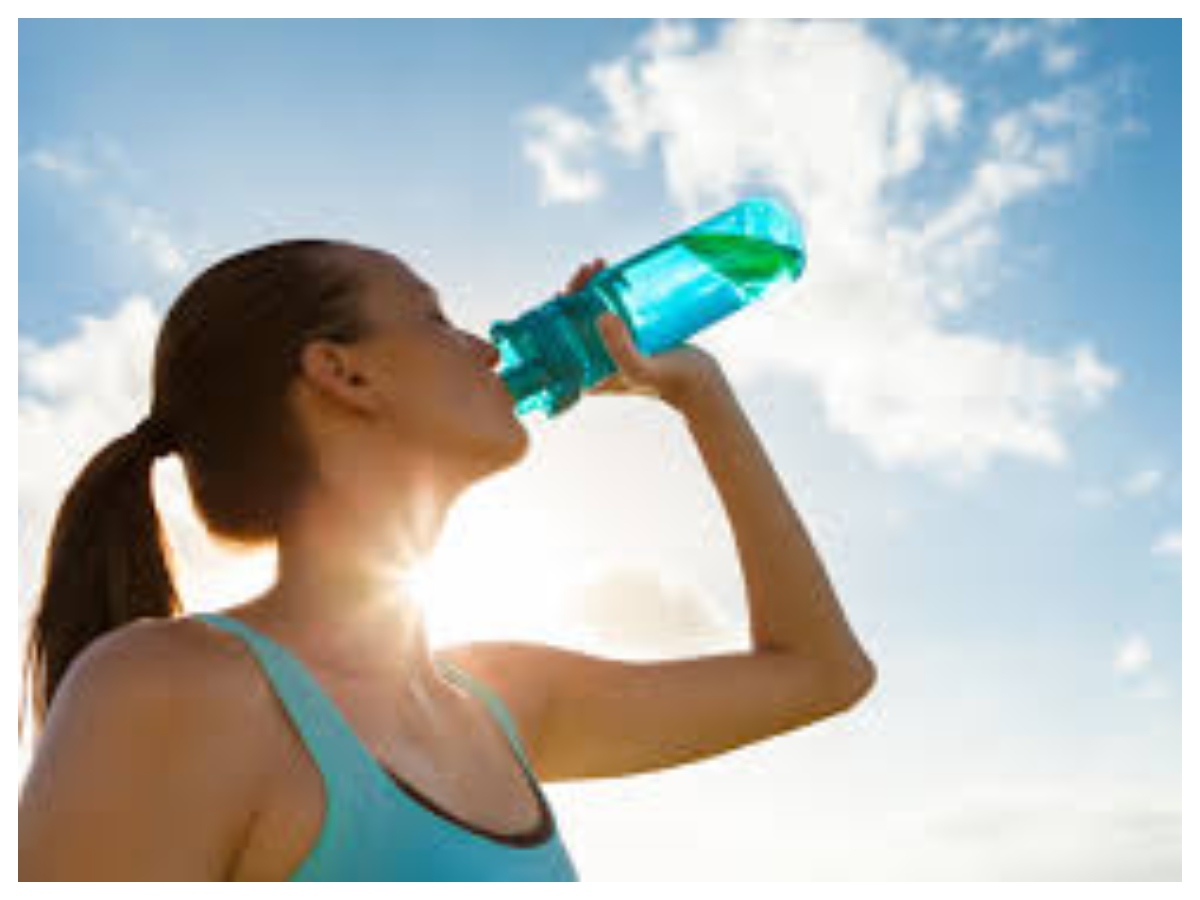 Summer tips: इन गर्मियों में ऐसे रखें खुद को तरोताजा, अपनाएं ये आसान और असरदार टिप्स - Photo Gallery