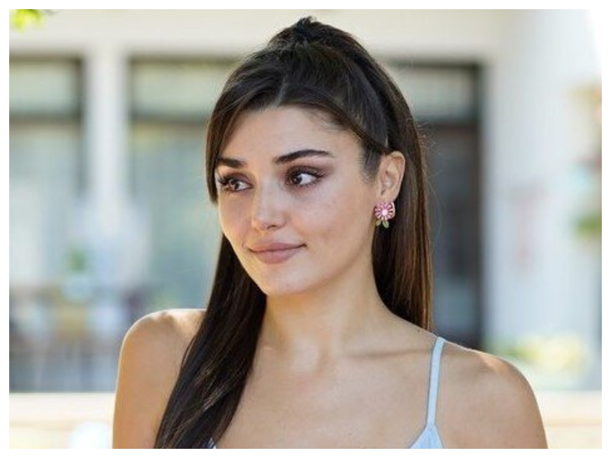 World most beautiful actresses list: दुनिया की 10 सबसे खूबसूरत एक्ट्रेस कौन? भारत की इस अभिनेत्री ने भी बनाई जगह - Photo Gallery