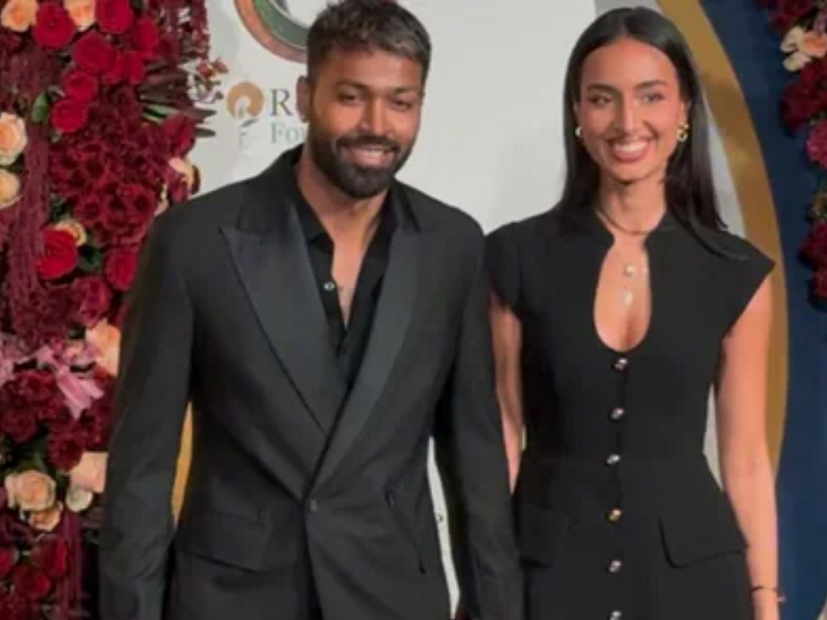 Hardik Pandya Girlfriend: प्यार बना पावर! हार्दिक ने गर्लफ्रेंड को दिया करियर में नई सफलता का क्रेडिट - Photo Gallery