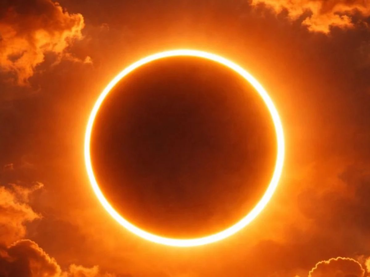 Chandra Grahan 2026: दिल्ली का ये फेमस मंदिर ग्रहण में भी रहता है खुला, कभी नहीं बंद होते कपाट - Photo Gallery