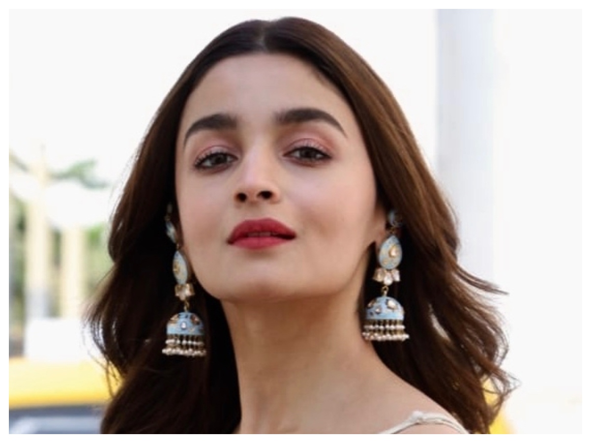 Actresses pregnancy before marriage: शादी से पहले प्रेग्नेंसी को लेकर चर्चा में रहीं ये एक्ट्रेसेस, टाइमिंग ने बटोरी थीं सुर्खियां - Photo Gallery