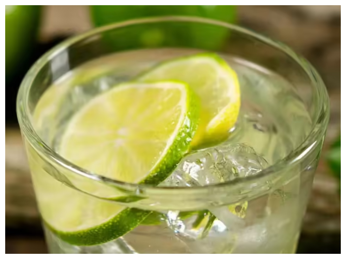 Lemon Benefits: इम्यूनिटी से लेकर पाचन तक, नींबू के हैं कमाल के फायदे, जानिए इसके लाभ - Photo Gallery