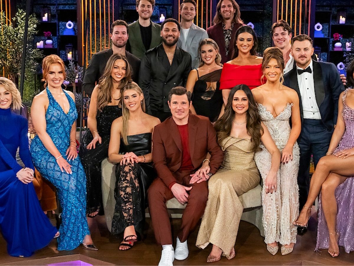 Valentines Day OTT Special: वैलेंटाइन डे पर एंटरटेनमेंट की फुल गारंटी! गर्लफ्रेंड के साथ घर पर देखें OTT पर ये नई सीरीज - Photo Gallery