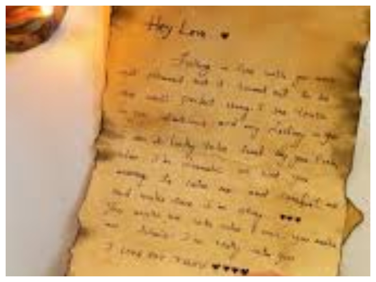 old love letters: कहां मिले 2,000 साल पुराने लव लेटर,पत्थरों पर लिखे दिल के अनकहे शब्द - Photo Gallery