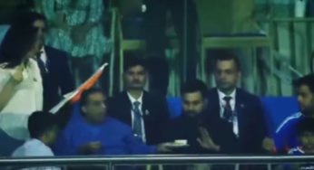 देश के सबसे अमीर उद्योगपति मुकेश अंबानी ने रोहित शर्मा को ऑफर की चाय, फिर क्या हुआ… देखें वीडियो