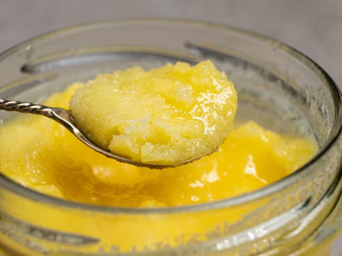 Mustard Oil vs Ghee vs Coconut Oil - Photo Gallery
