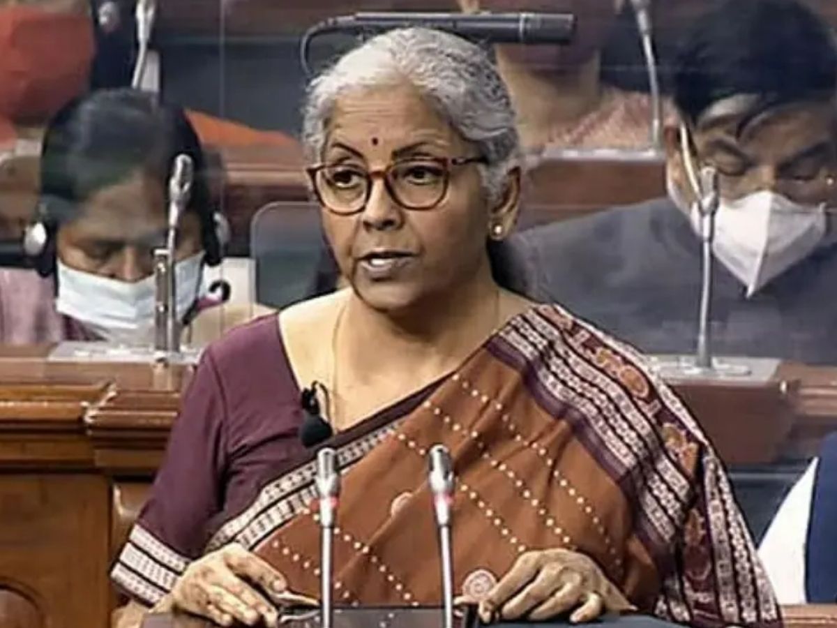 खास दिन की पहचान बनी साड़ी! 8 बजट, 8 स्टाइल! इस बार निर्मला सीतारमण की साड़ी में क्या होगा खास? - Photo Gallery