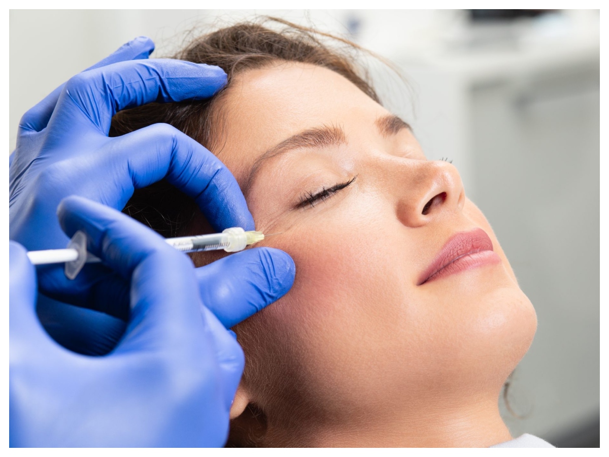 Plastic Surgery Risk: प्लास्टिक सर्जरी के कुछ दिनों बाद बियांका डियास की मौत,क्या ये सर्जरी है जानलेवा? - Photo Gallery