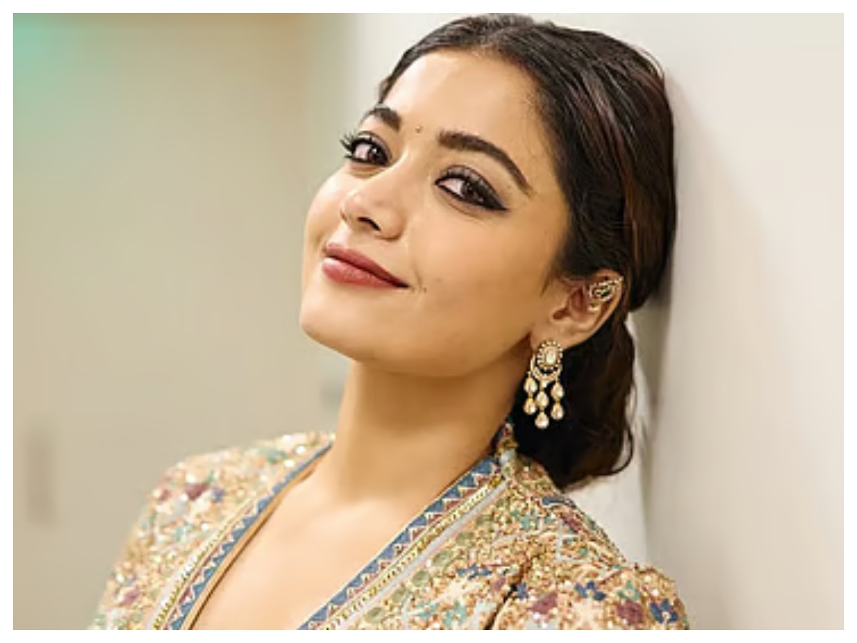 South Actress Most Beautiful List: साउथ सिनेमा की 10 सबसे खूबसूरत एक्ट्रेस, देखें तस्वीरें - Photo Gallery