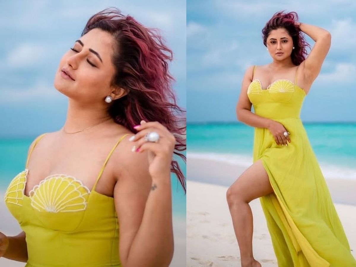 आग लगा दी आग! 40 साल की रश्मि देसाई की सिजलिंग अदाएं; तस्वीरें देख दिल हार बैठे फैंस - Photo Gallery