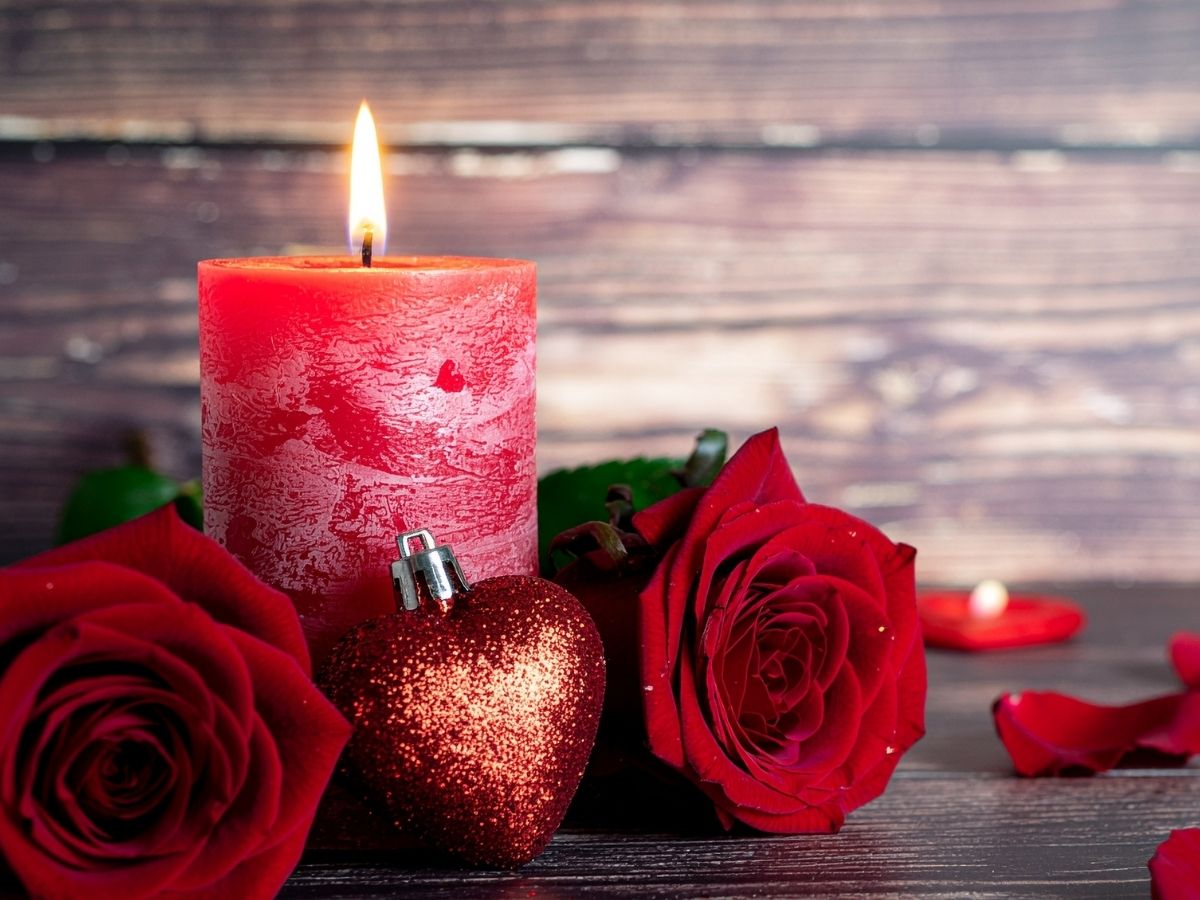 Rose Day Wishes: एक गुलाब तेरे नाम! रोज डे पर अपने हमसफर को भेजें ये प्यार भरा पैगाम - Photo Gallery