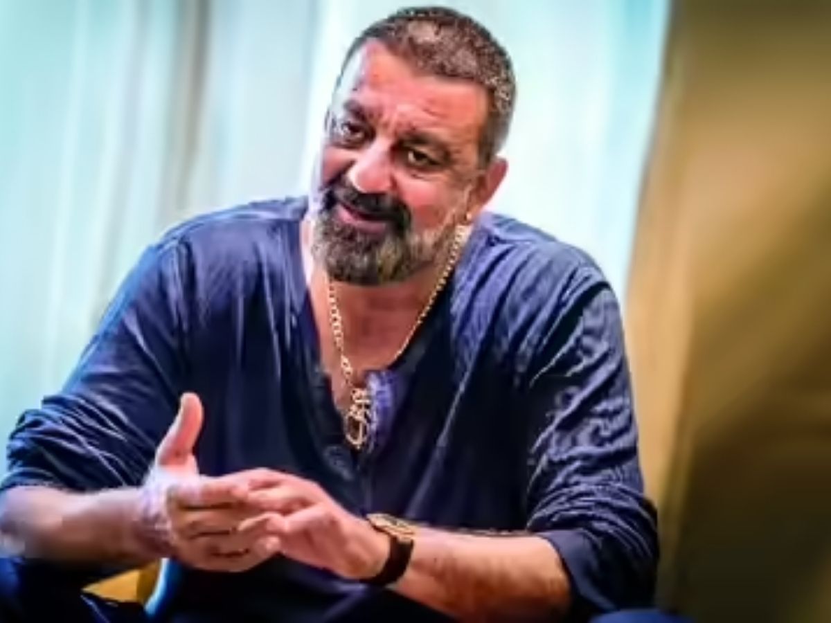 308 गर्लफ्रेंड, फिर 3 शादियां; ये हैंडसम हंक है बॉलीवुड का सबसे अय्याश अमीरजादा - Photo Gallery