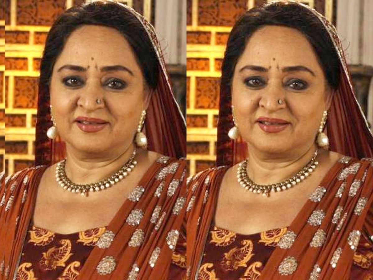 ऋषि कपूर की ‘गर्लफ्रेंड’ फिर परेश रावल की बीवी, कई सुपरहिट फिल्मों में किया काम; जानें शोमा आनंद ने क्यों छोड़ी इंडस्ट्री? - Photo Gallery