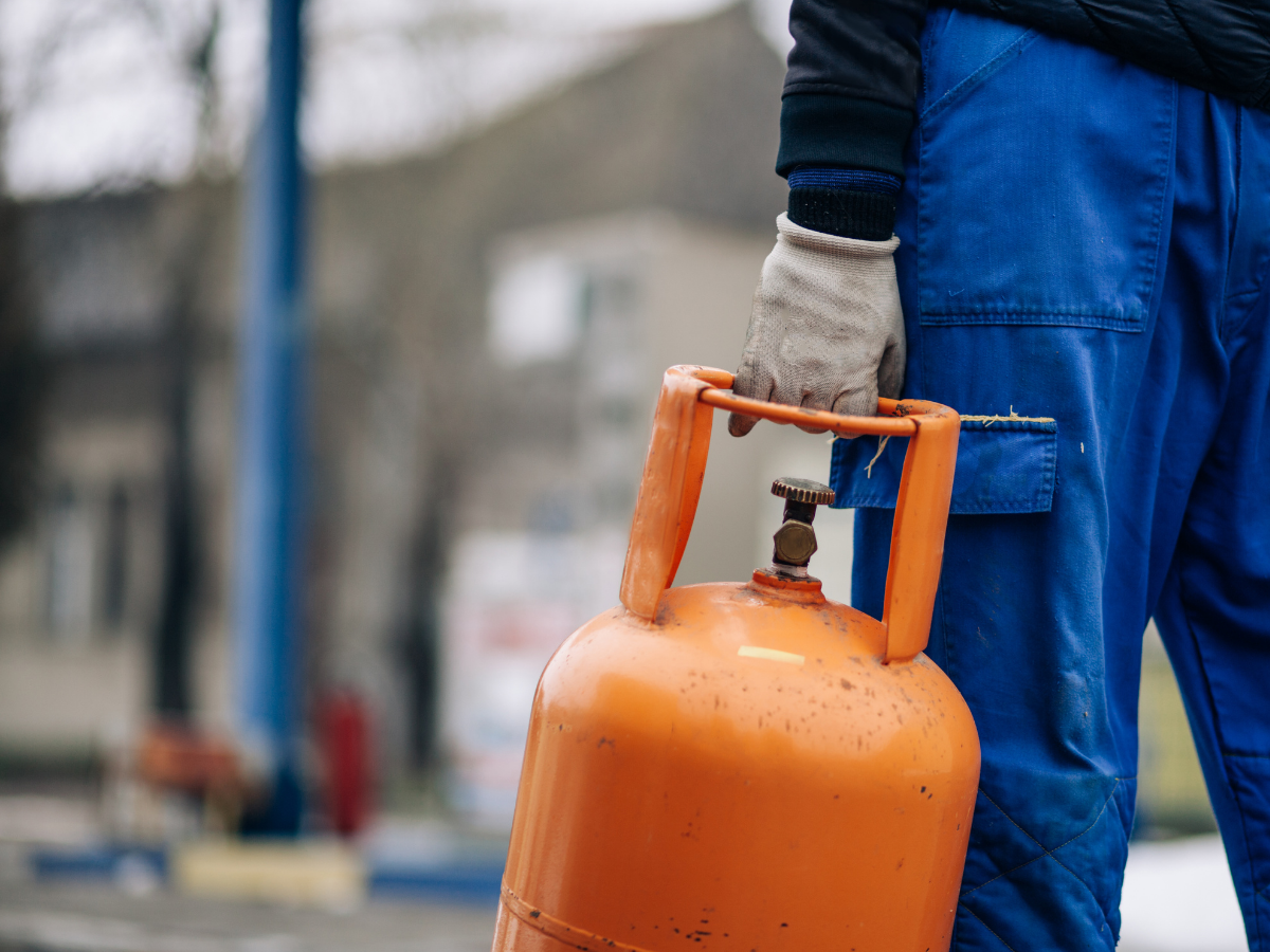 क्यों सुरक्षित है PNG सप्लाई? समझिए LPG और गैस संकट का पूरा गणित - Photo Gallery