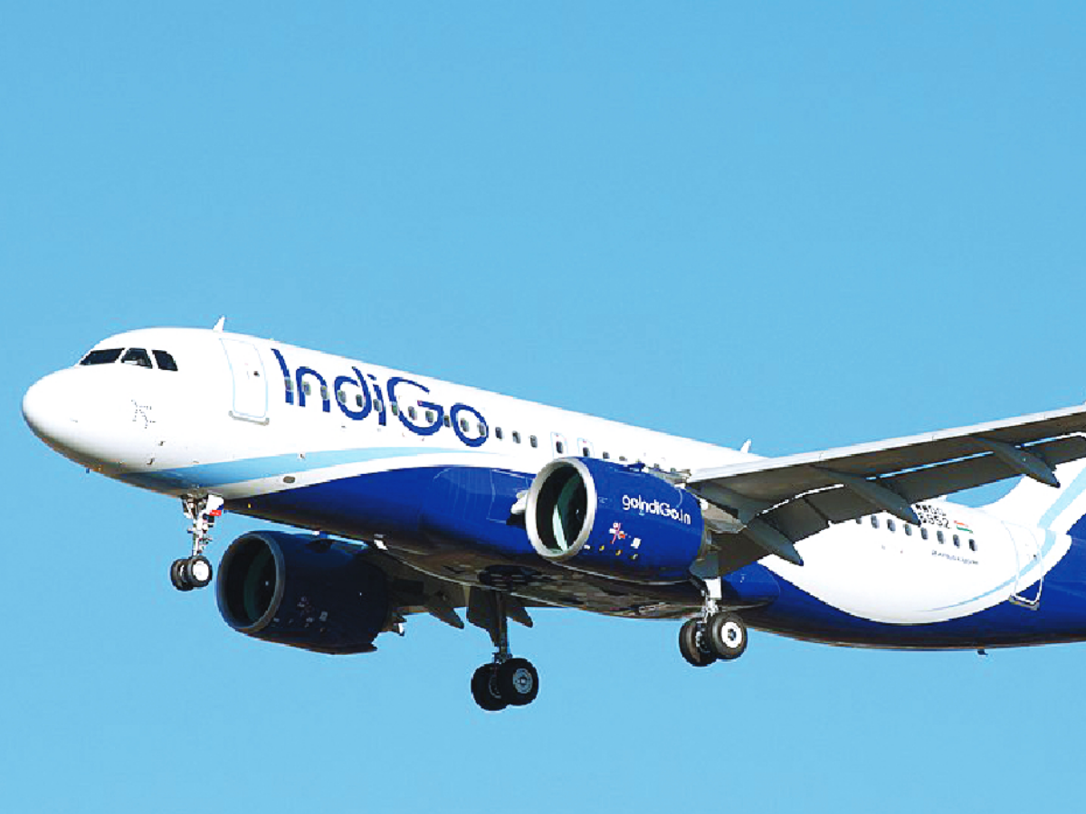 इंडिगो की दिल्ली-मैनचेस्टर फ्लाइट को 7 घंटे बाद बीच आसमान से लेना पड़ा मिड-एयर यू-टर्न - Photo Gallery