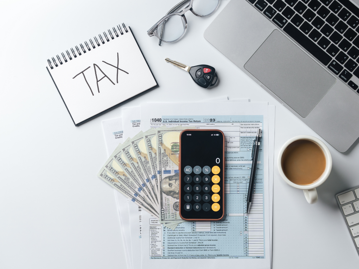 Income Tax Saving Tips: 31 मार्च से पहले निपटाएं ये काम, वरना सैलरी पर पड़ेगा बड़ा असर - Photo Gallery