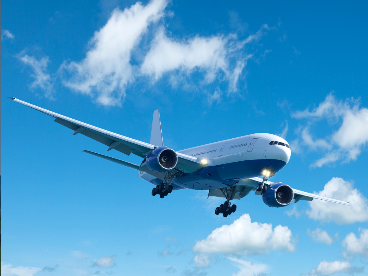 इंडिगो की दिल्ली-मैनचेस्टर फ्लाइट को 7 घंटे बाद बीच आसमान से लेना पड़ा मिड-एयर यू-टर्न - Photo Gallery