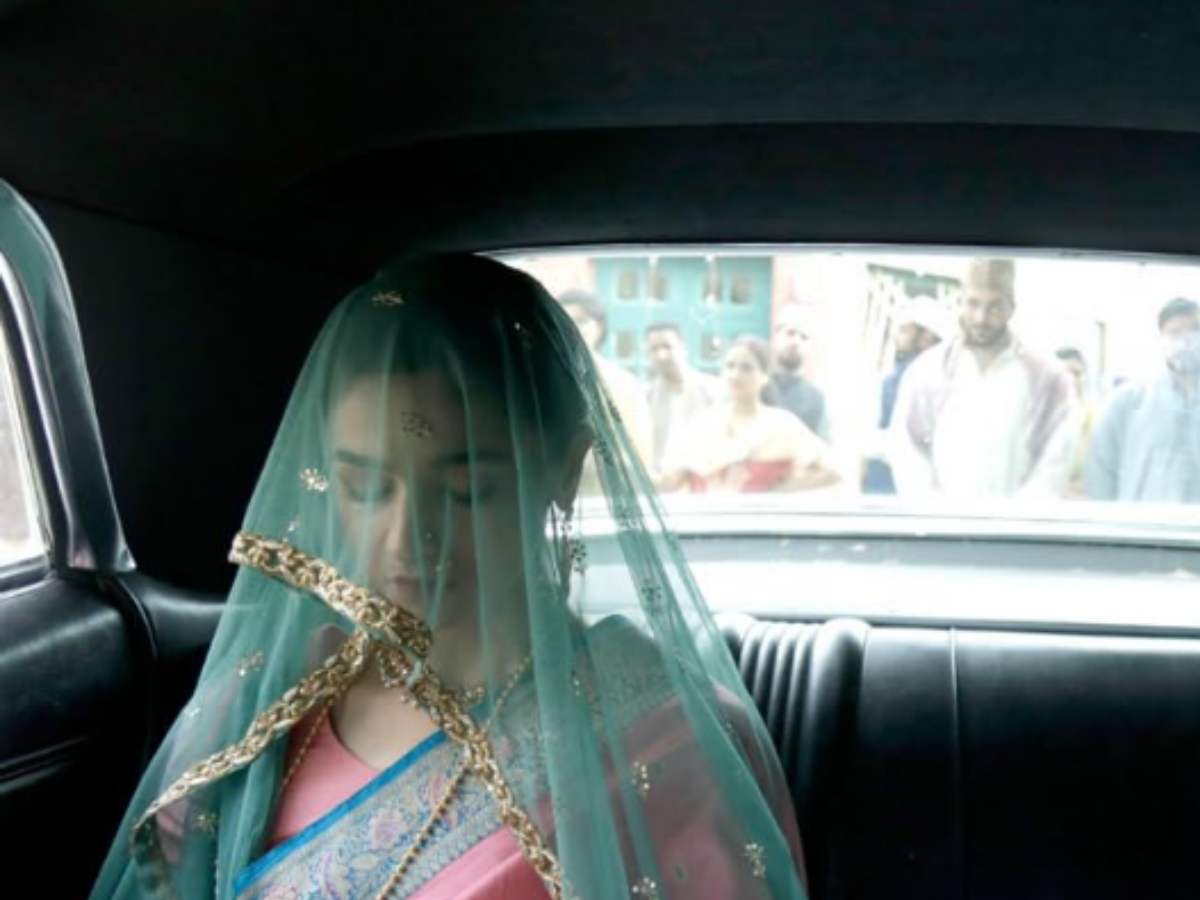 Netflix Spy Thriller: धुरंधर के बाद नेटफ्लिक्स पर छाई ये स्पाई थ्रिलर, 8 साल बाद भी नंबर 1! - Photo Gallery