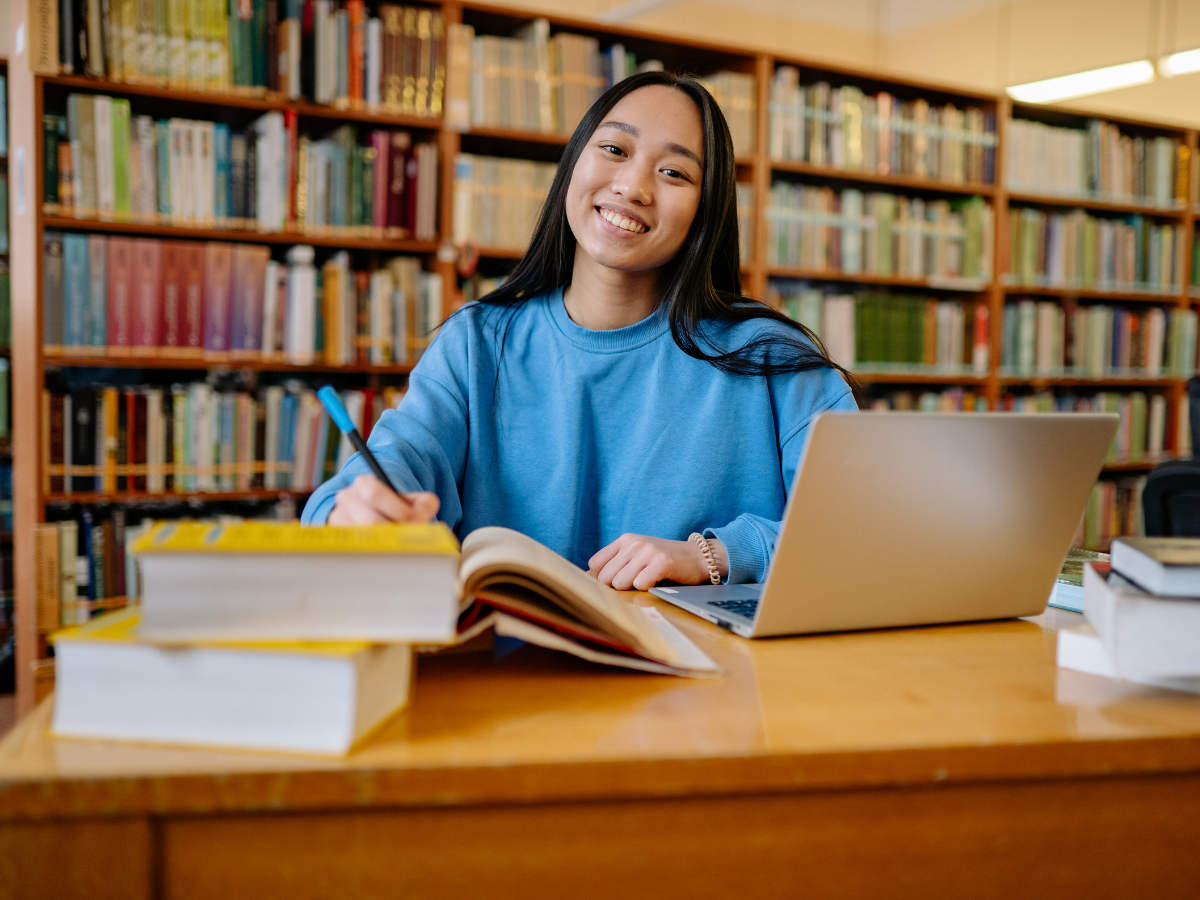 10वीं पास छात्रों के लिए सुनहरा मौका, फ्री में होगी JEE-NEET तैयारी; यहां जानें सारी डिटेल्स - Photo Gallery