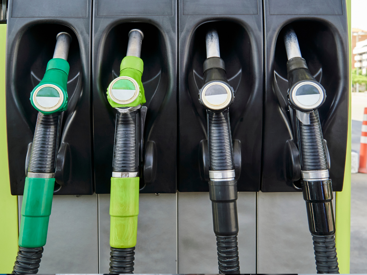 Petrol Diesel Price Hike: इस राज्य में मिलेगा 5 रुपए महंगा पेट्रोल! जानिए कहां पर सरकार ने दिया जनता को झटका - Photo Gallery