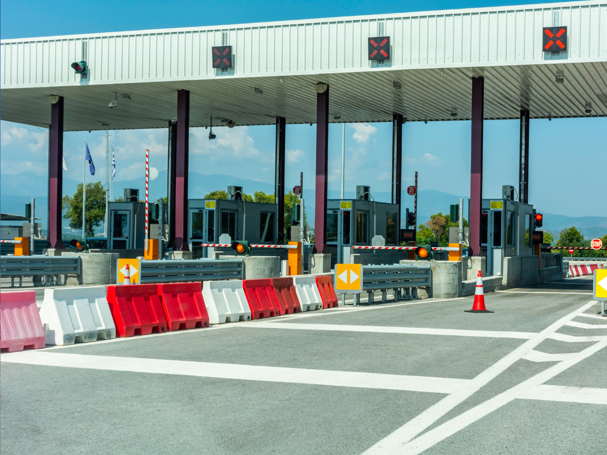 FASTag यूजर्स के लिए अलर्ट, 1 अप्रैल से महंगा होगा पास; आज आखिरी दिन - Photo Gallery