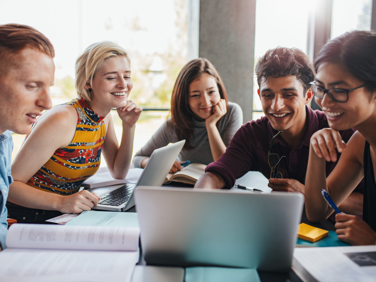 10वीं पास छात्रों के लिए सुनहरा मौका, फ्री में होगी JEE-NEET तैयारी; यहां जानें सारी डिटेल्स - Photo Gallery