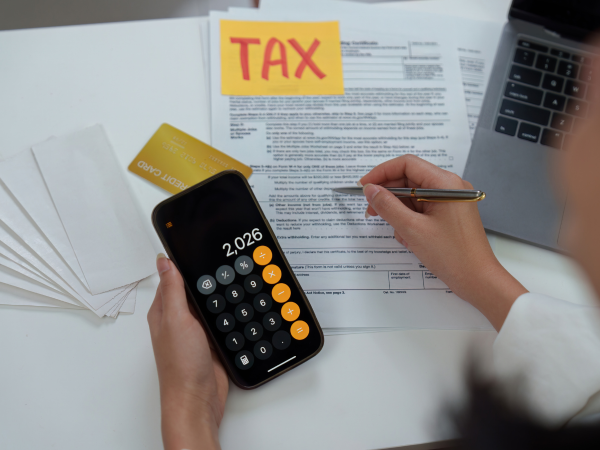 Income Tax Rules 2026: मिडिल क्लास को झटका या राहत? नए इनकम टैक्स नियमों की पूरी कहानी यहां समझें - Photo Gallery