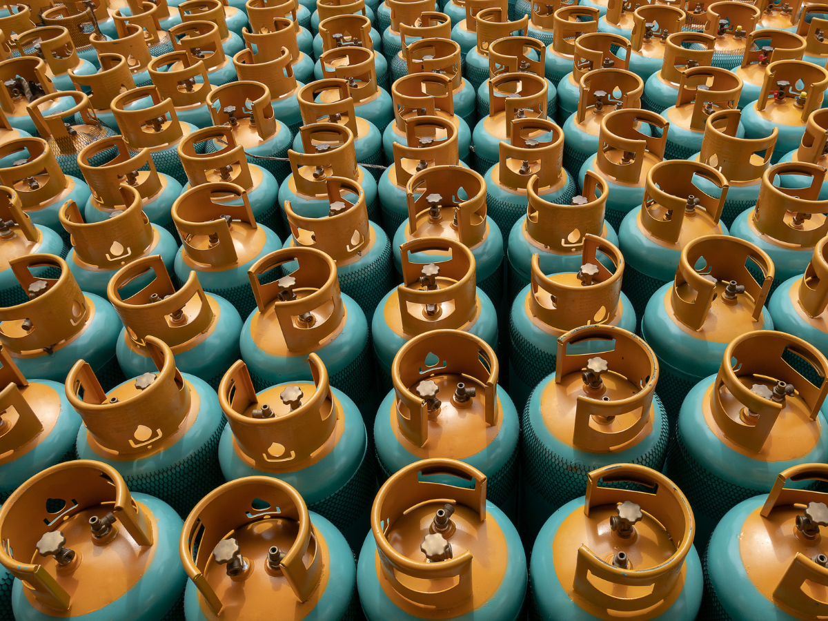 एलपीजी नहीं मिल रही? ये देसी तरीका देगा फ्री गैस का समाधान; जानें कैसे - Photo Gallery