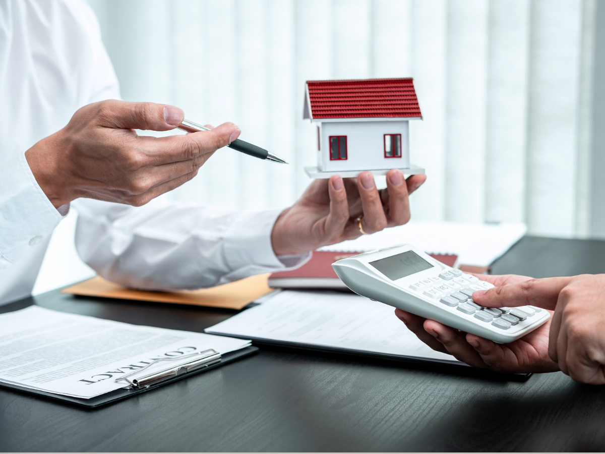 घर पुराना तो टैक्स आधा, नगर निगम का बड़ा ऐलान! जानें मकान मालिकों को कैसे मिलेगा फायदा? - Photo Gallery