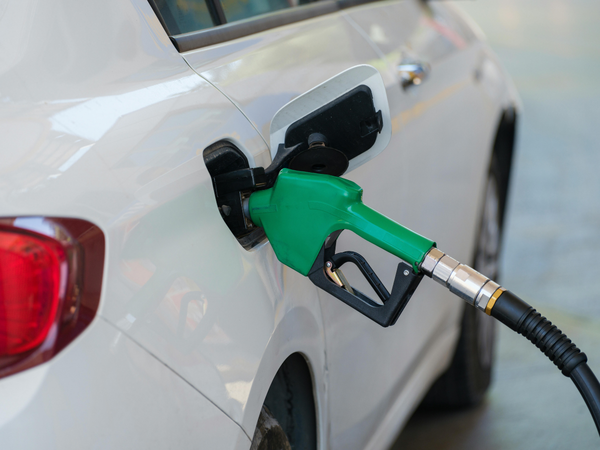 Petrol Diesel Price Hike: इस राज्य में मिलेगा 5 रुपए महंगा पेट्रोल! जानिए कहां पर सरकार ने दिया जनता को झटका - Photo Gallery