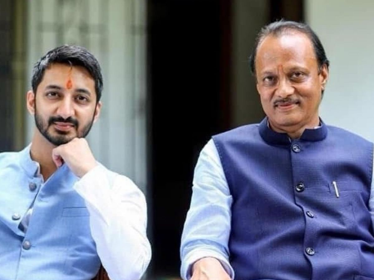 Ajit Pawar: हवा में प्लेन और खर्राटे लेता VSR वेंचर्स का मालिक! अजित पवार के बेटे ने वीडियो शेयर कर दिखाई पायलट की असलियत - Photo Gallery