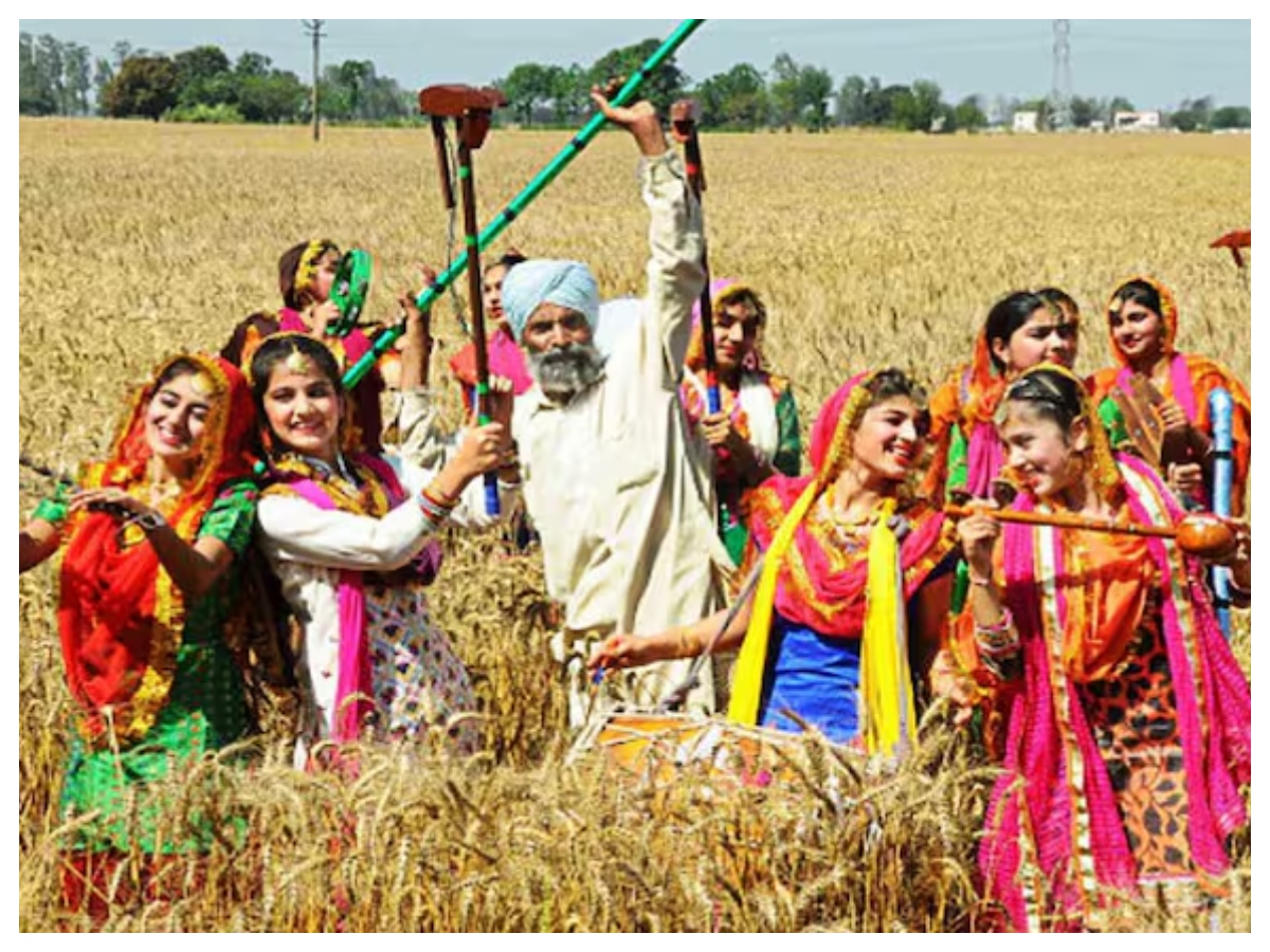 New Year in India: कहीं नवरात्र तो कहीं नवरेह… देशभर में अलग-अलग नाम और अंदाज से मनाया जाता है नववर्ष - Photo Gallery