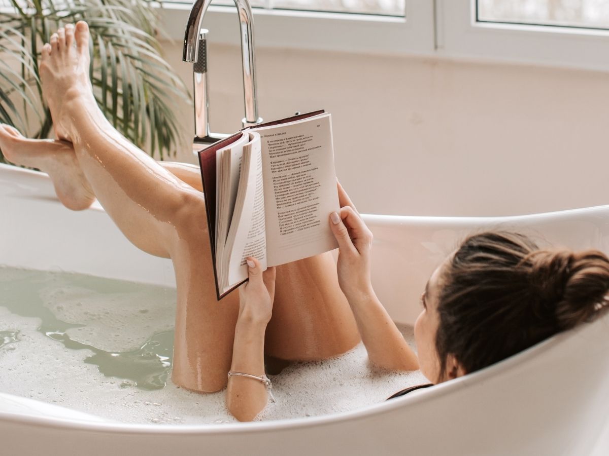 भारत में सुबह स्नान, लेकिन चीन-जापान में रात का ट्रेंड! जानिए कब नहाना है ज्यादा फायदेमंद? - Photo Gallery